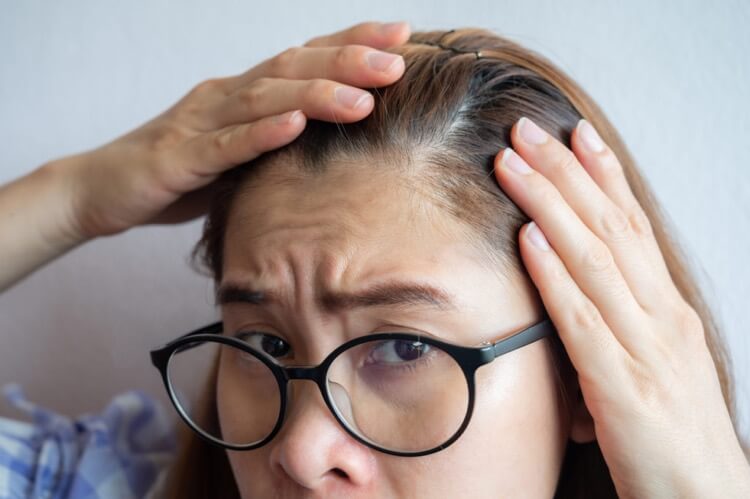 Women can also suffer from hair loss, but there's help online to get a dermatologist diagnosis and formulation that works for you. Happy Head's dermatologists understand how female pattern hair loss works and how to help you regrow your hair. 