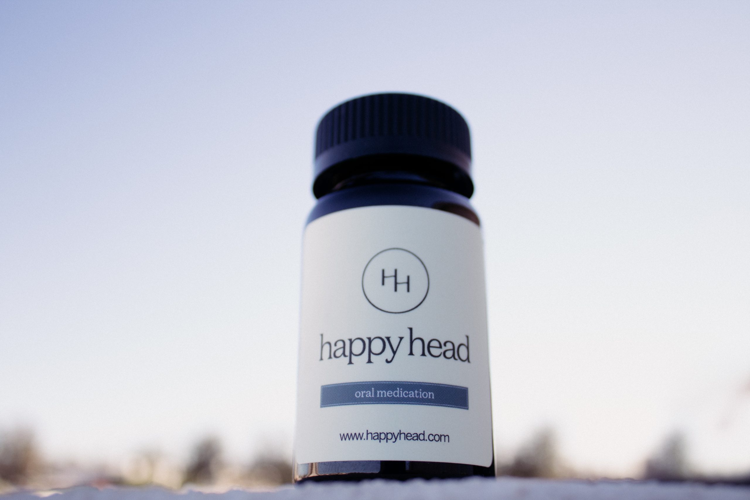 Happy Head's 3-in-1 SuperCapsule is the only one of its kind that combines three ingredients for hair growth in one oral treatment. Get yours prescribed by a Happy Head Dermatologist today with Finasteride or Dutasteride. 